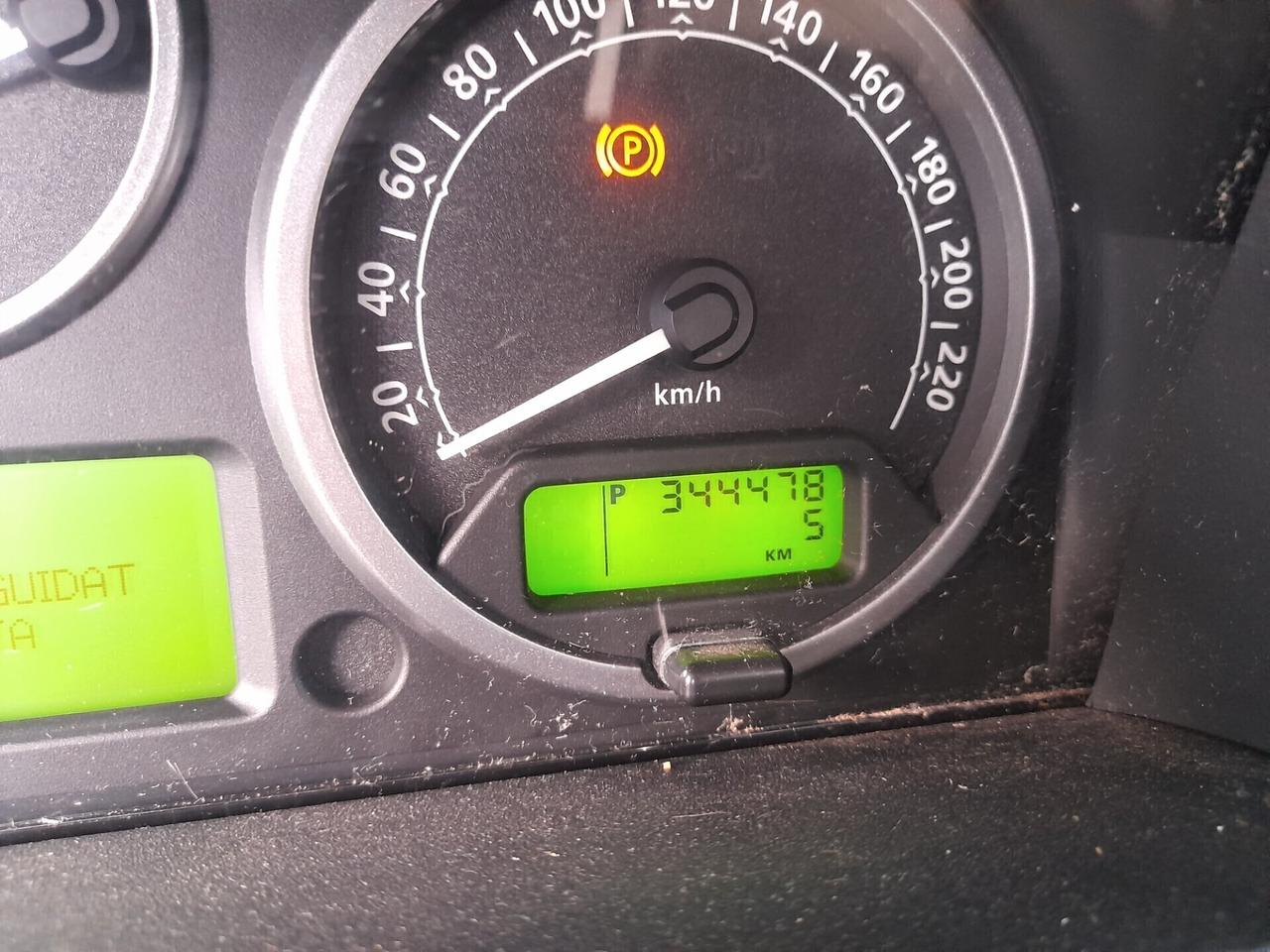 Land Rover Discovery 3 2.7 TDV6 HSE