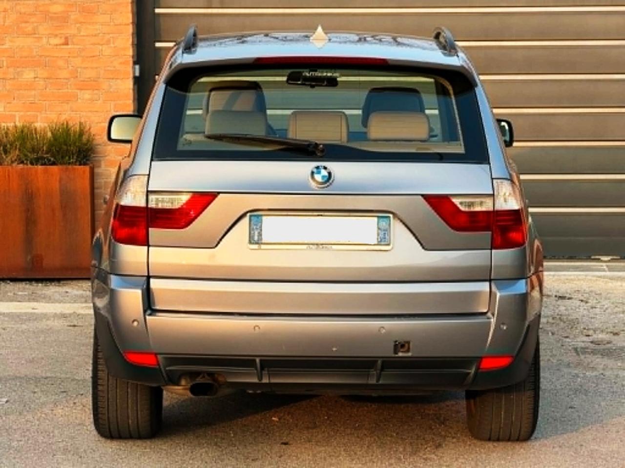 BMW X3 2.0d X-Drive-Pelle,Navi,Xeno-Garanzia-2009