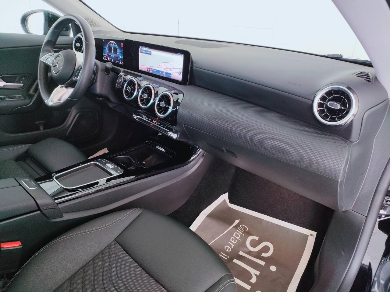 Mercedes-Benz CLA Sh.Brake - X118 2023 - CLA Shooting Brake 180 d Advanced auto