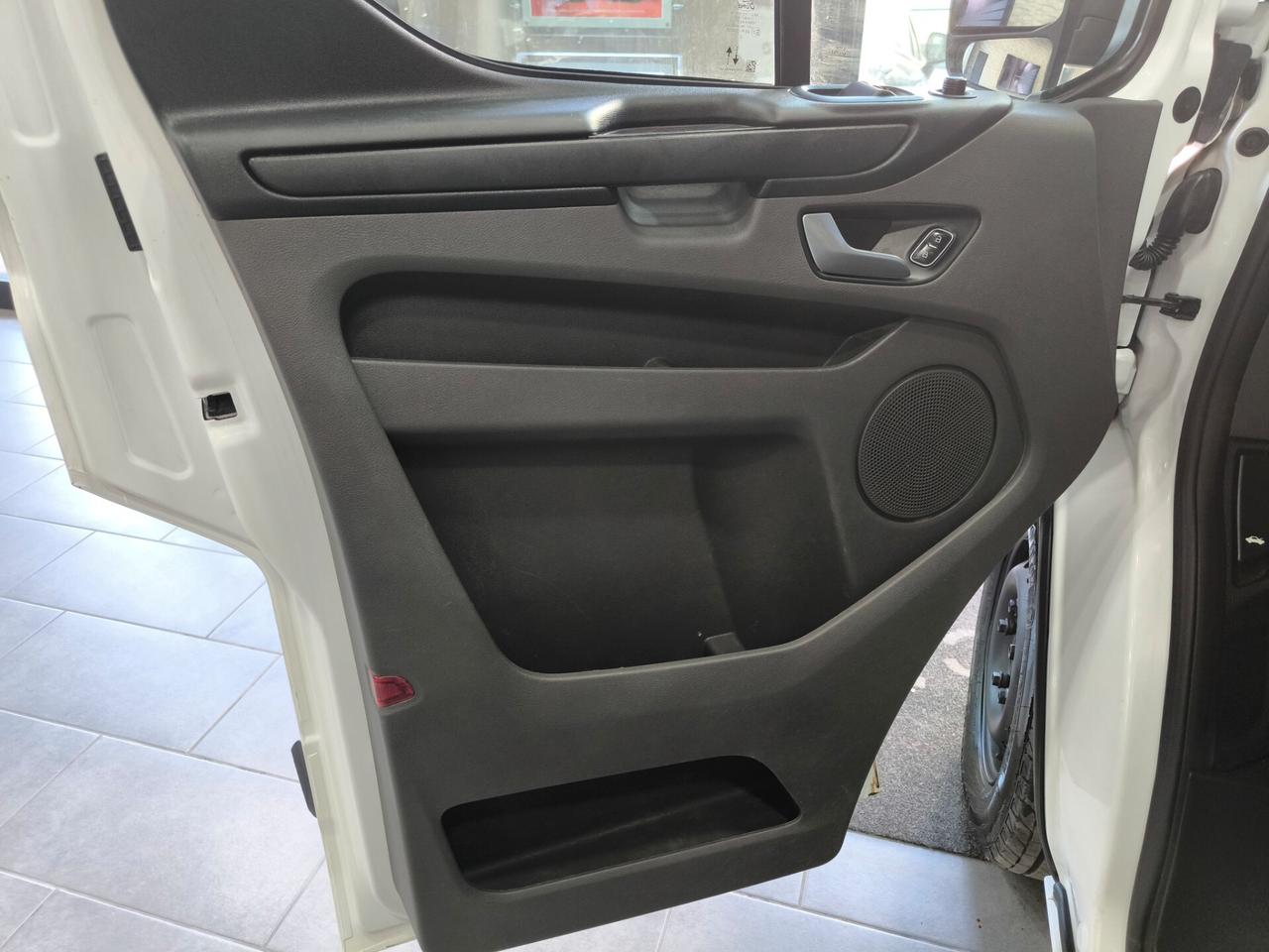 Ford Transit Custom 320 2.0 EcoBlue 130cv PC Combi Trend - 9 posti