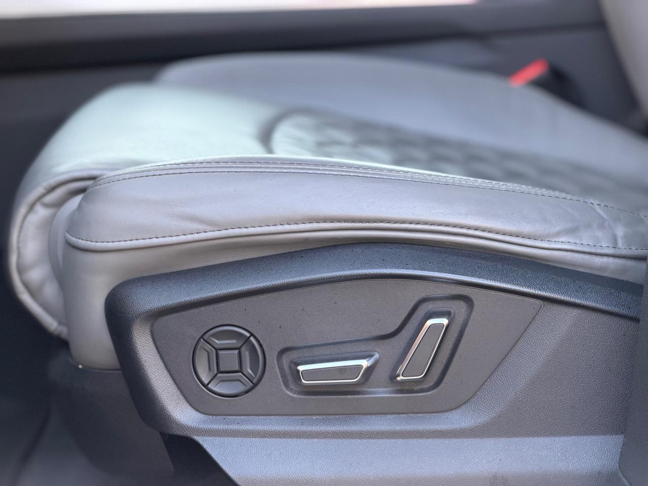 Audi Q8 50 TDI 286 CV QUATTRO S LINE EDITION TETTO MATRIX LED