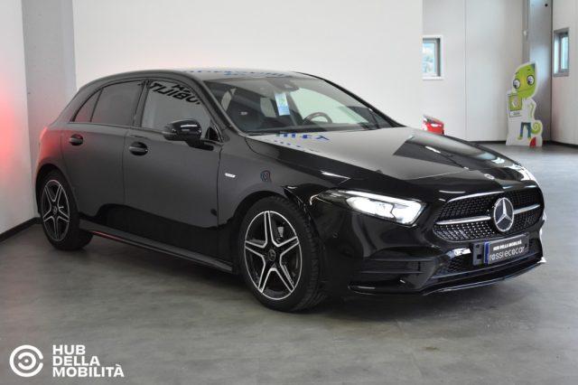 MERCEDES-BENZ A 180 d Automatic Premium Night Edition