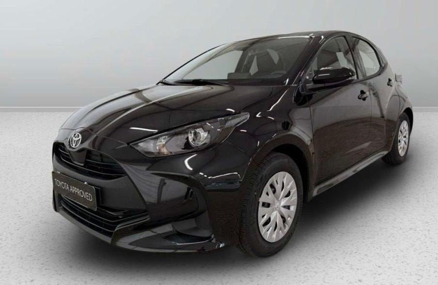Toyota Yaris 1.5 Hybrid 5 porte Active KM 0 VARI ALLESTIMENTI KM 0