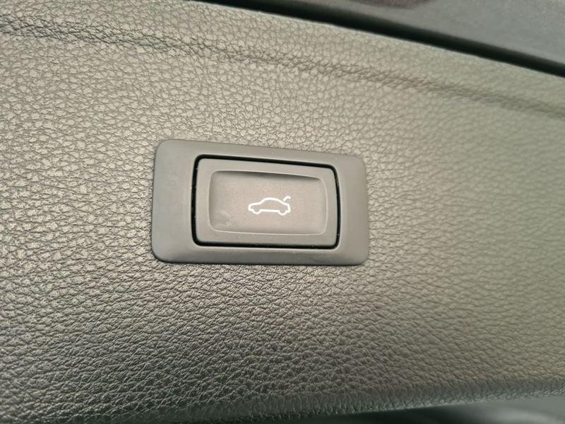 Audi Q5 Q5 35 2.0 tdi mhev 12V S line s-tronic