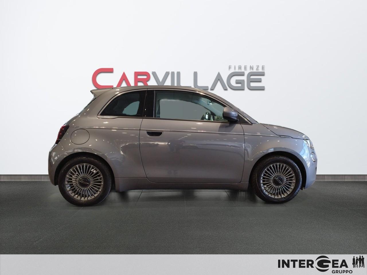 FIAT 500e 42 kWh Icon +