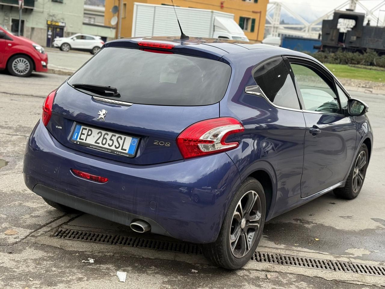 Peugeot 208 1.4 HDi 68 CV 3 porte Active