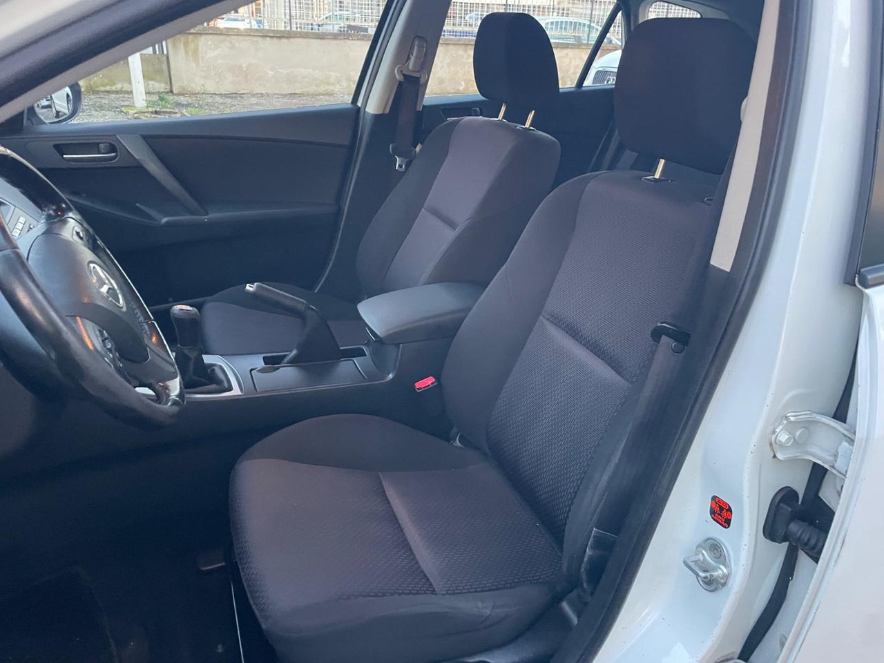 Mazda 3 Mazda3 1.6 MZ-CD 109 CV 5p. Advanced