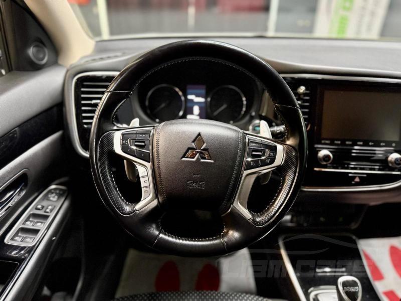 Mitsubishi Outlander phev 2.4 Instyle Plus 4wd