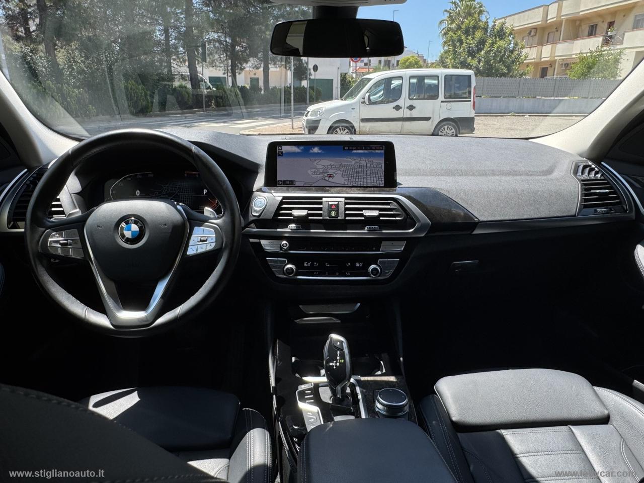 BMW X4 xDrive20d xLine MY 19 Head up display