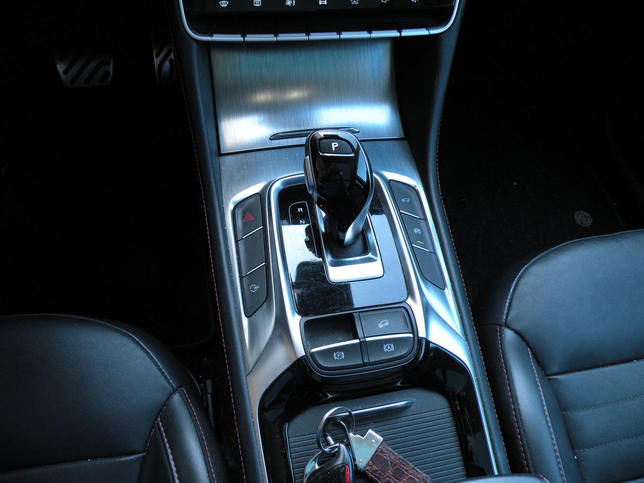 Mg HS 1.5T-GDI AT Luxury