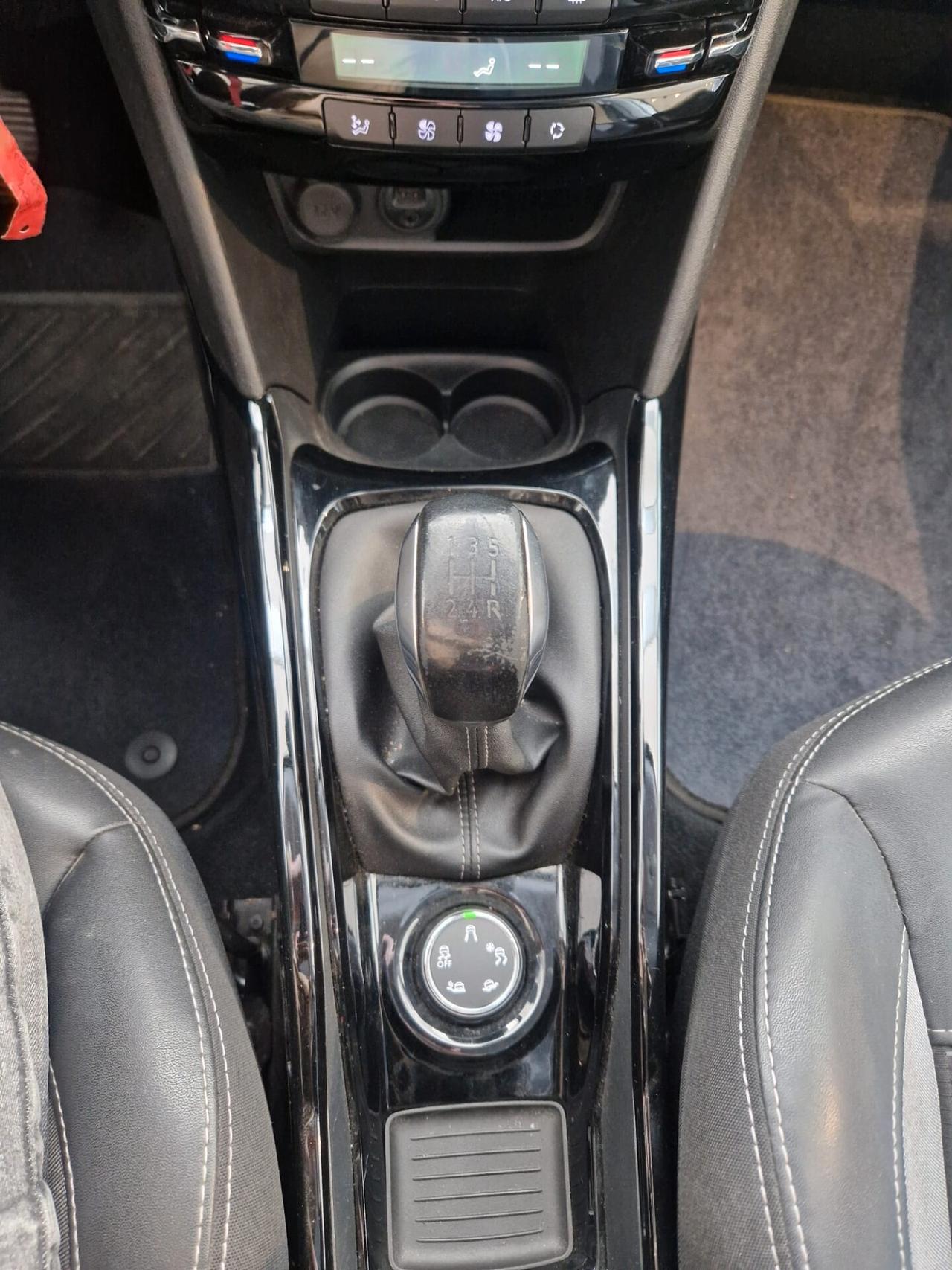 Peugeot 2008 BlueHDi 100 Allure