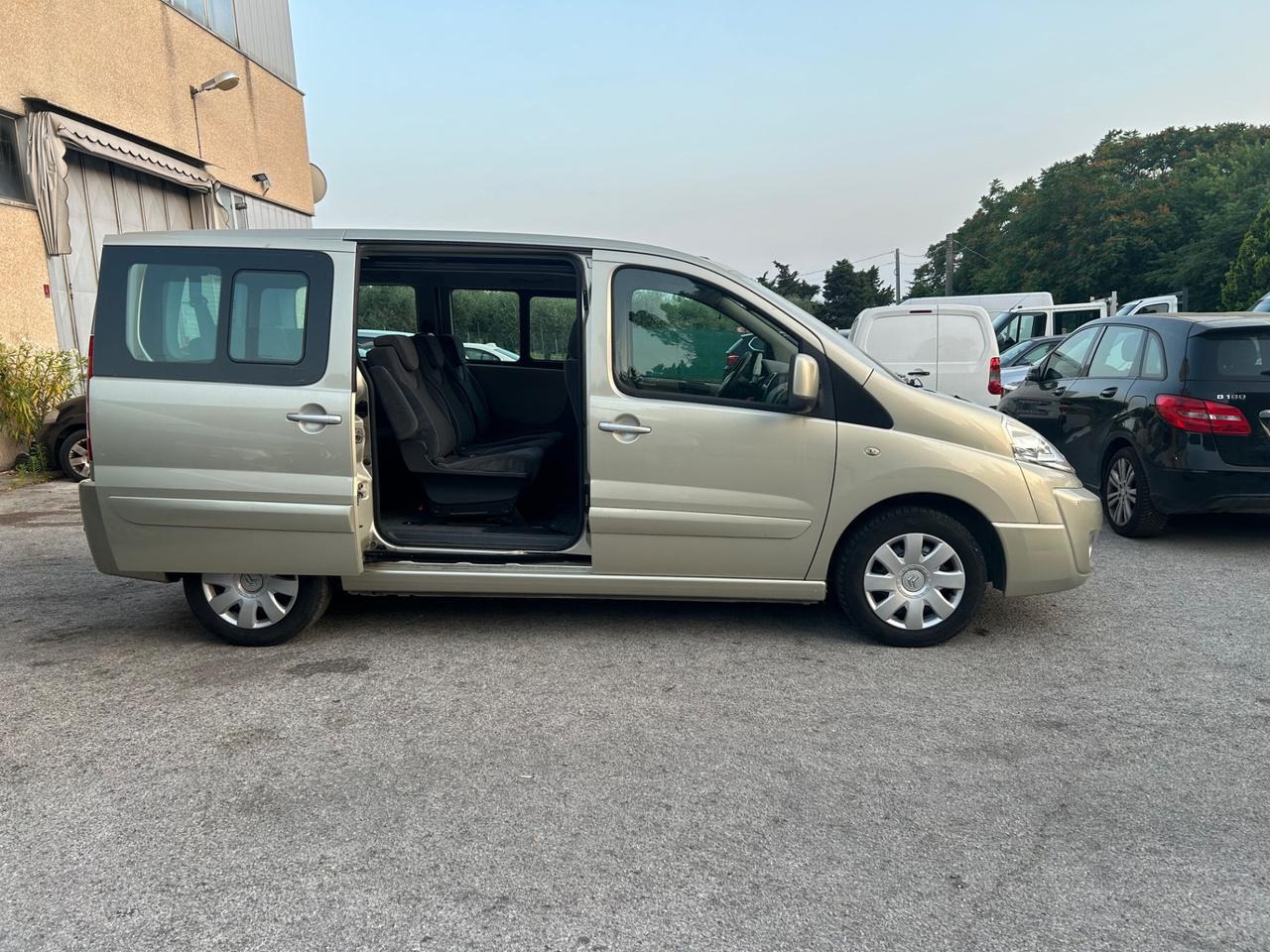 Citroen Jumpy 2.0 HDi/120 9 Posti Gancio Traino