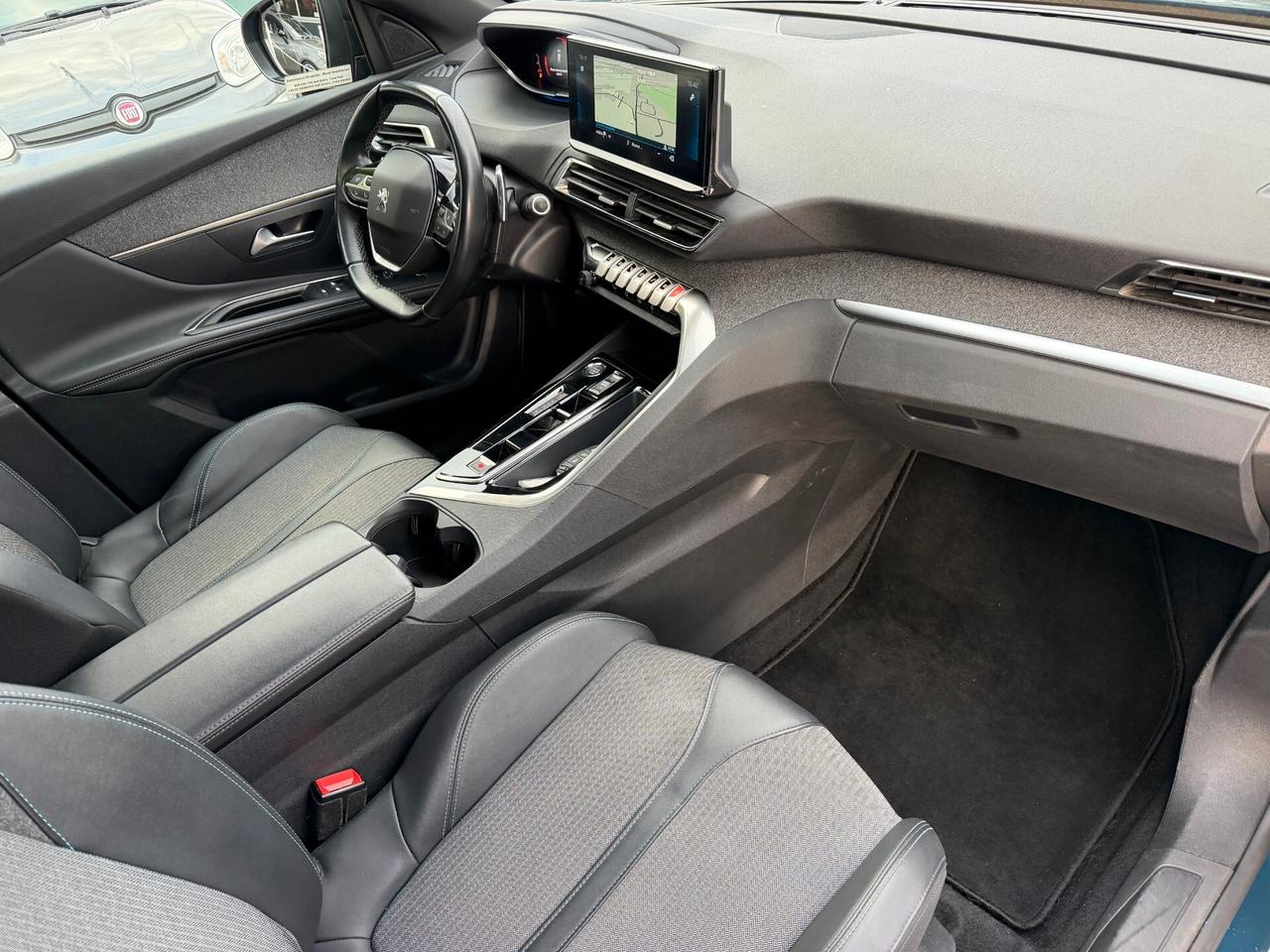 Peugeot 3008 BlueHDi 130 S&S EAT8 Allure Pack 2023