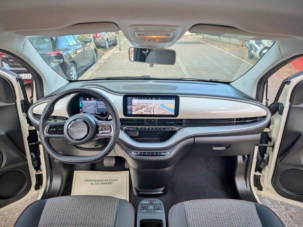 Fiat 500e 42 kWh ITALIANA UNIPRO'