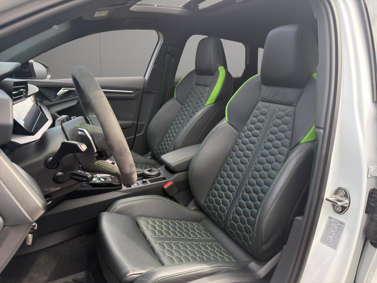 Audi RS3 Sportback 2.5 tfsi quattro - Unipro - Promo Finanziamento - Sedili massaggianti - Sospensioni RS - Carbonio - Audi Connection plus - Tetto apribile - B&O