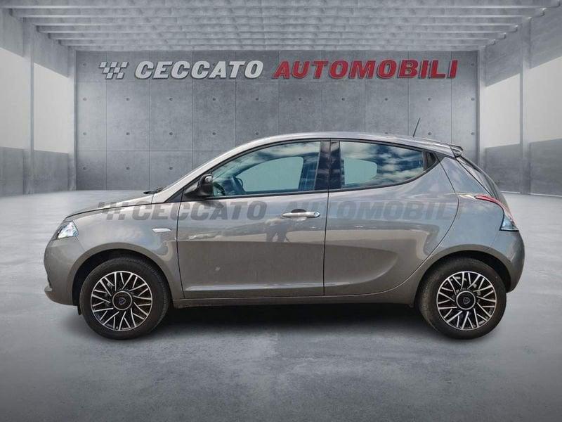 Lancia Ypsilon Ypsilon 1.0 firefly hybrid Platino s&s 70cv