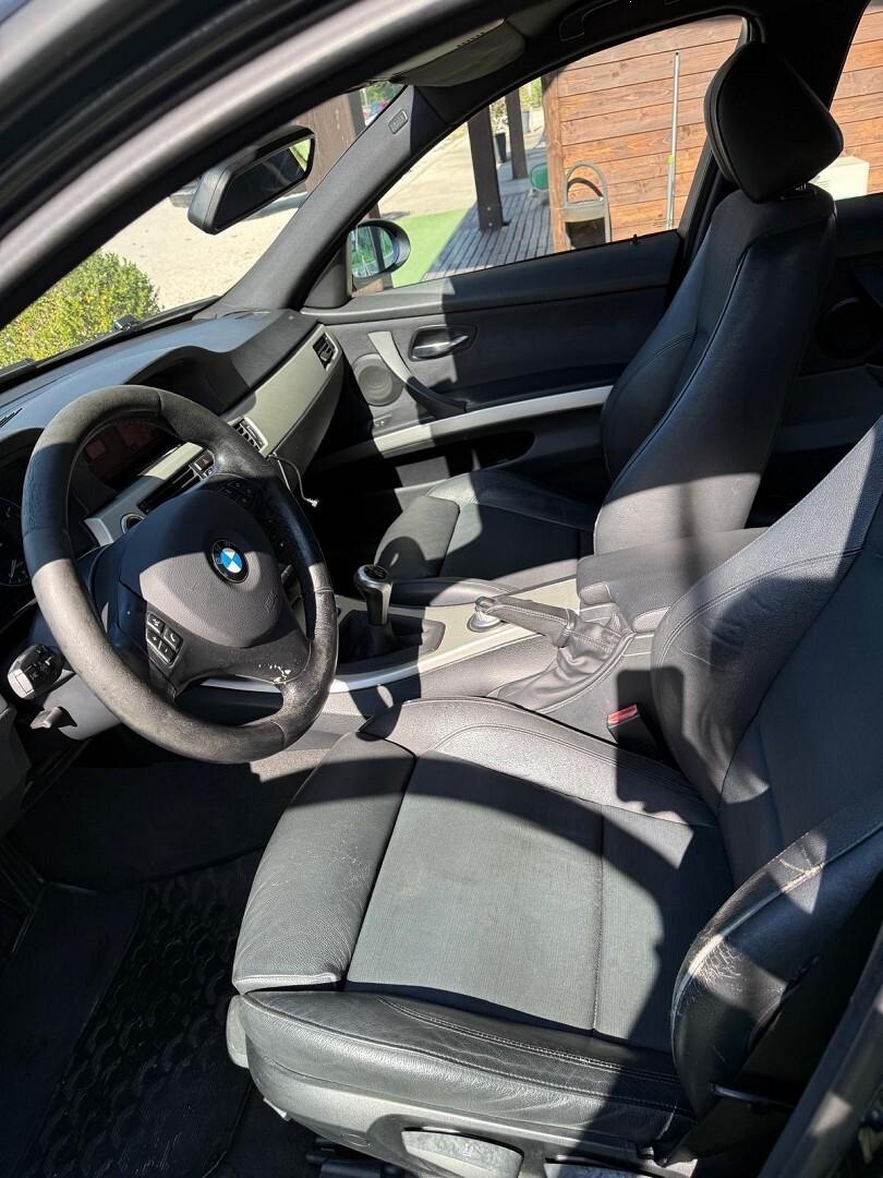 BMW SERIE 3 320D