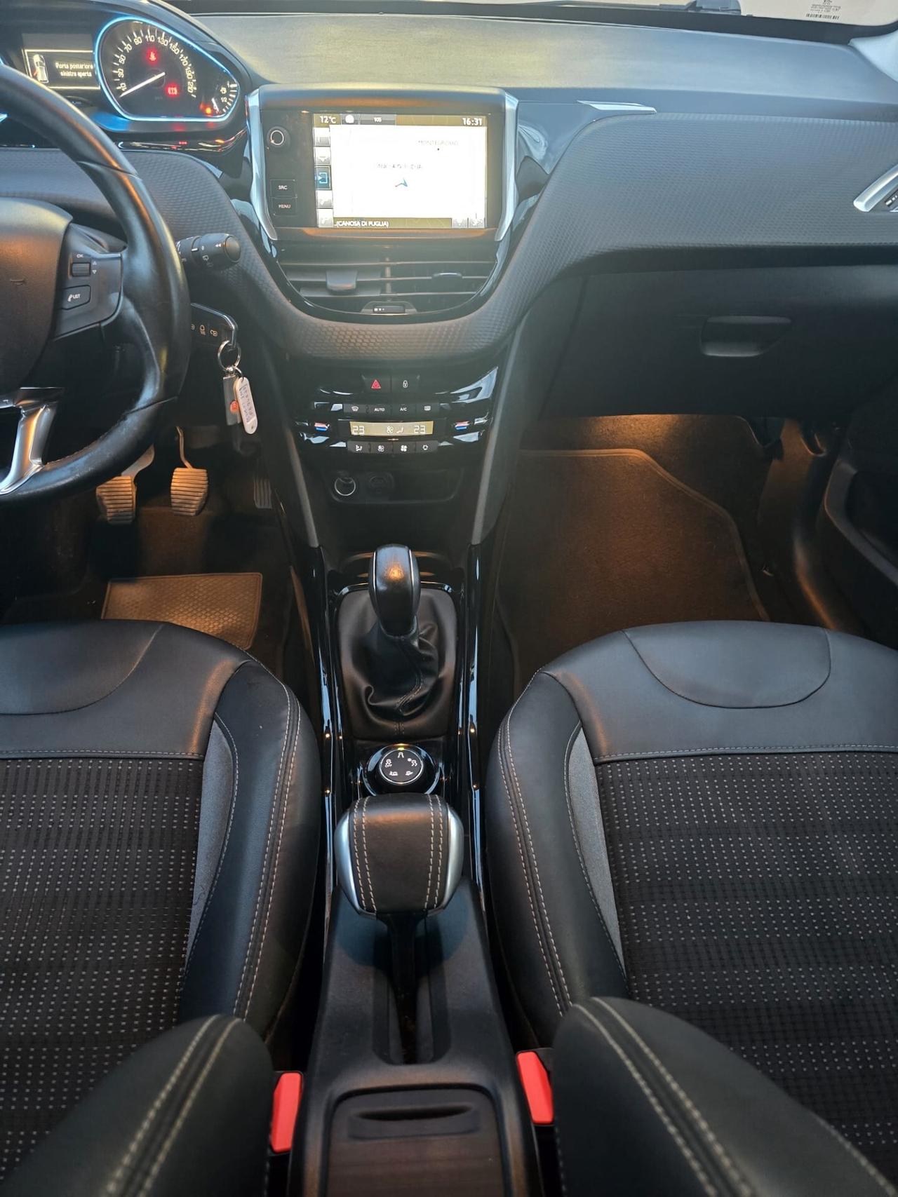 Peugeot 2008 BlueHDi 100 Allure