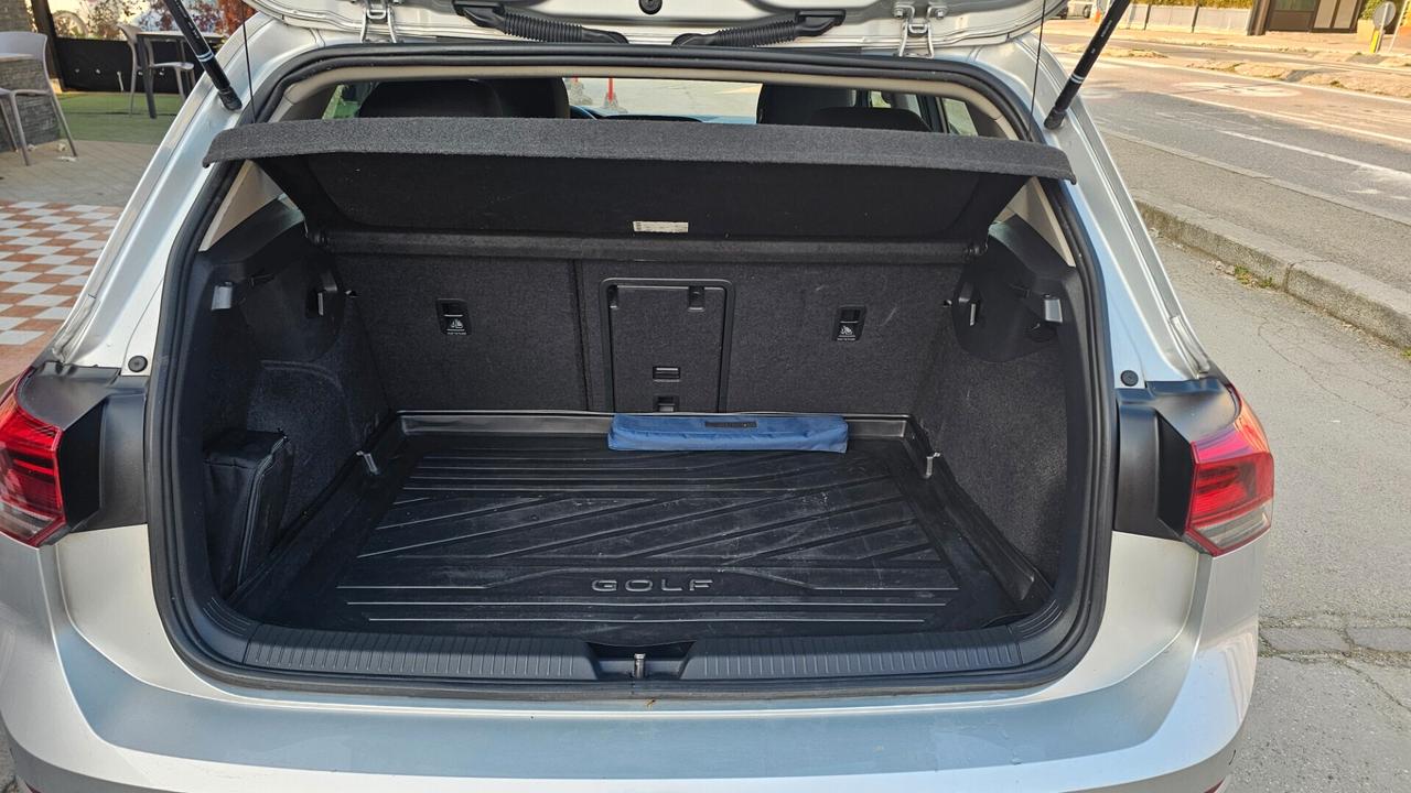 Volkswagen Golf 2.0 TDI 115 CV SCR Life