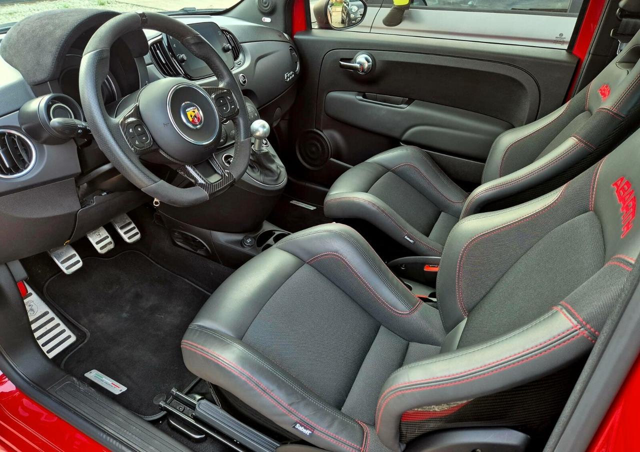 Abarth 695 1.4 Turbo T-Jet 180 CV Competizione
