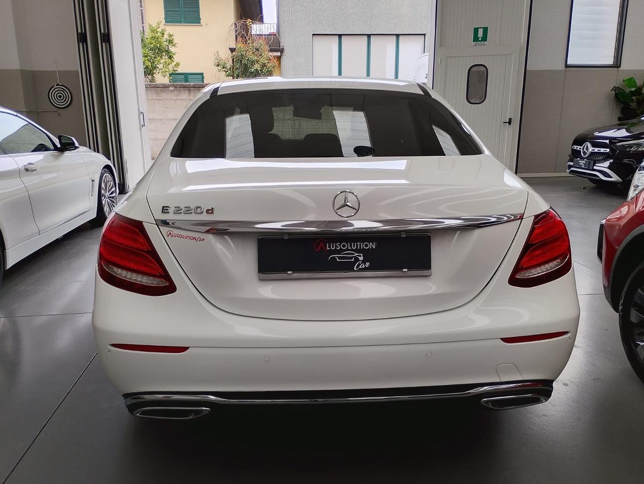 Mercedes-benz E 220 d Auto Premium Plus