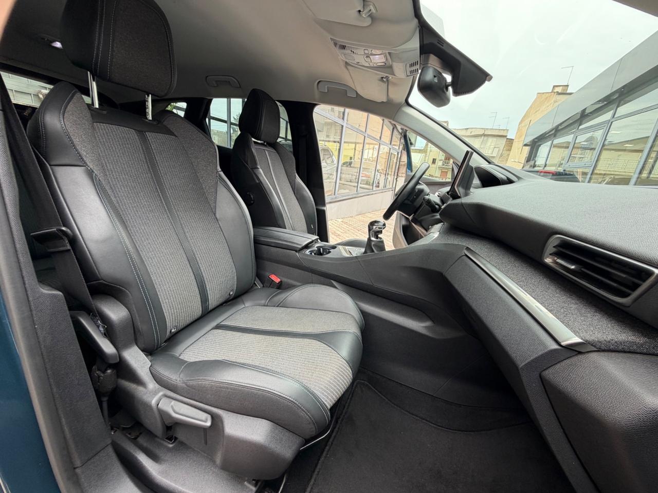 Peugeot 3008 BlueHDi 130 S&S Allure 12/2021
