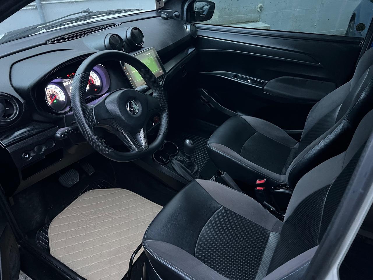 Aixam Ambition pearly full 2024 14000 km