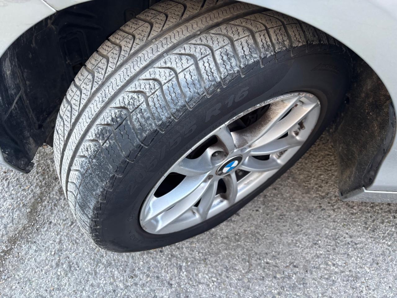 Bmw 118 118d serie1 Urban 5p.