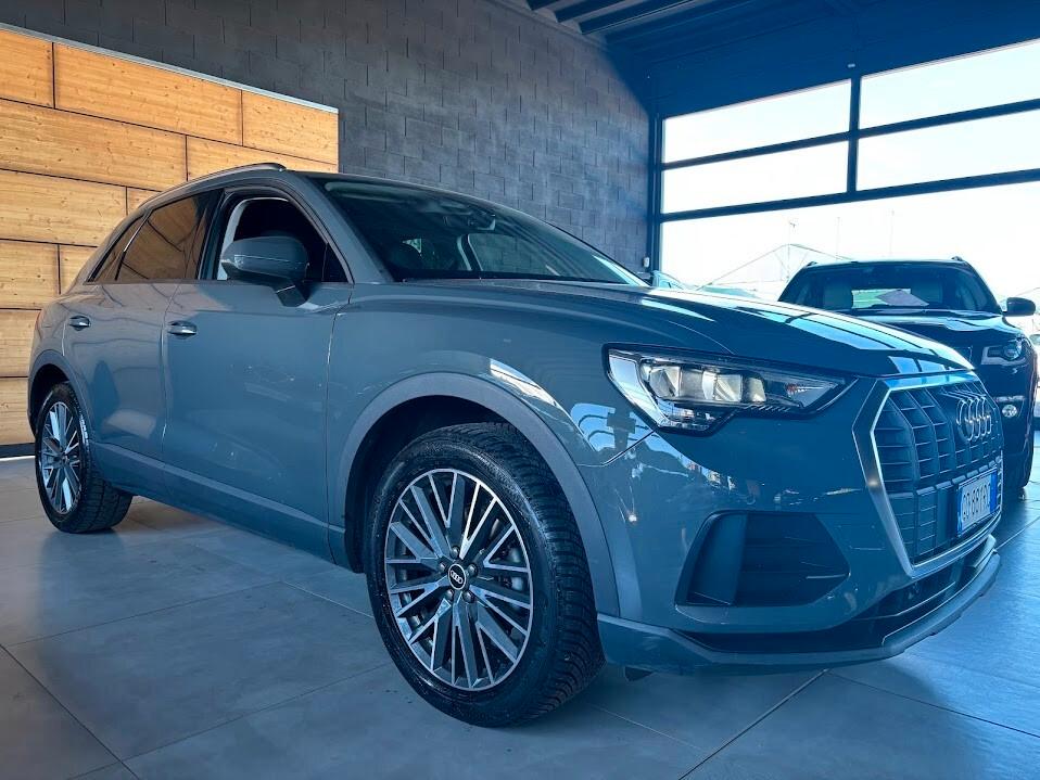 Audi Q3 35 TFSI S tronic 150CV MHEV