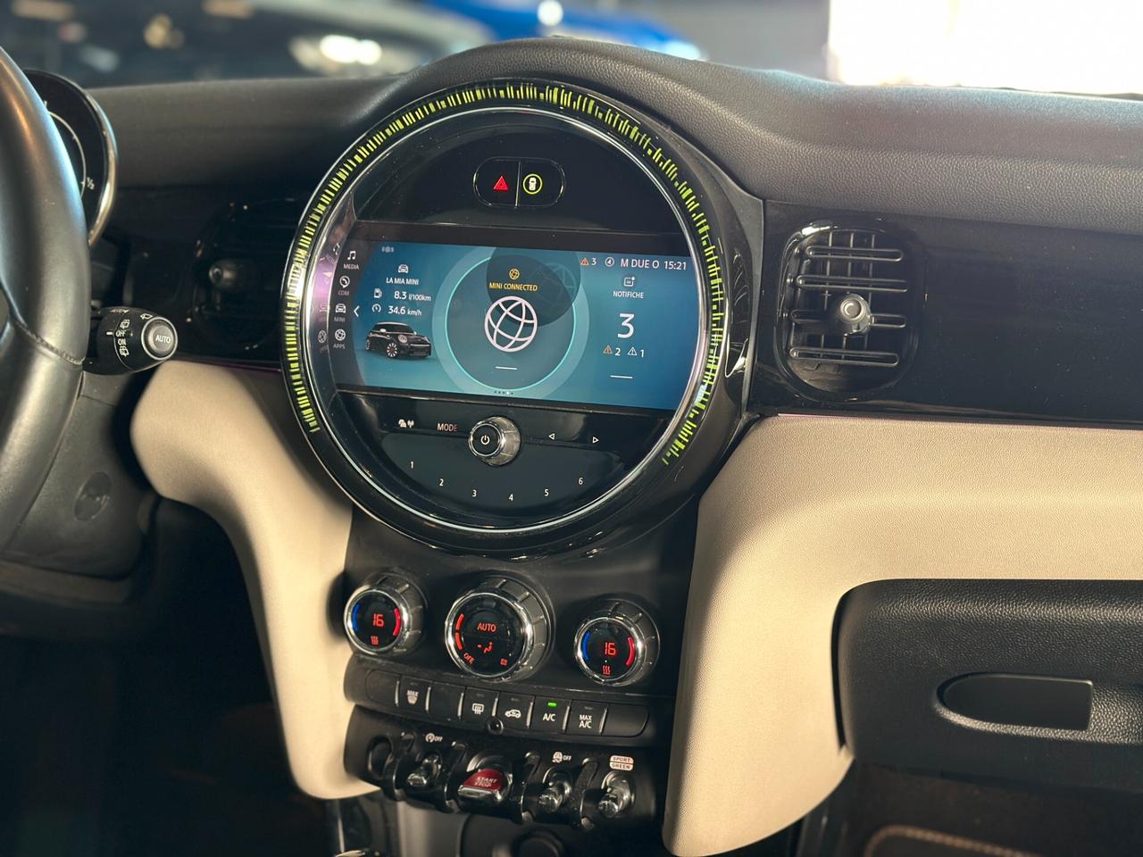 Mini 1.5 Cooper Yours
