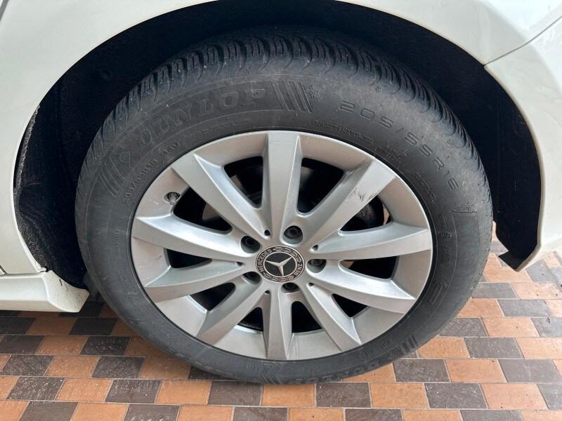 MERCEDES Classe A (W176) A 160 d Business