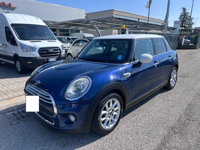 MINI Cooper D 1.5 Business 115 CV 5 porte