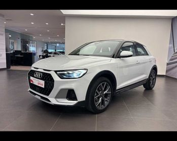 AUDI A1 citycarver 30 TFSI Admired