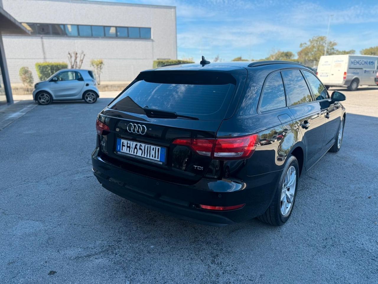 AUDI A4 2.0 TDI 2018 12 MESI DI GARANZIA