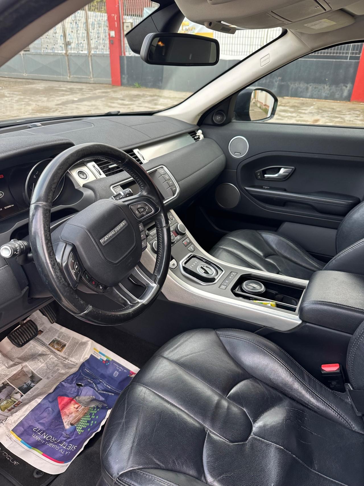 Land Rover Range Rover Evoque Range Rover Evoque 2.2 TD4 5p. Pure