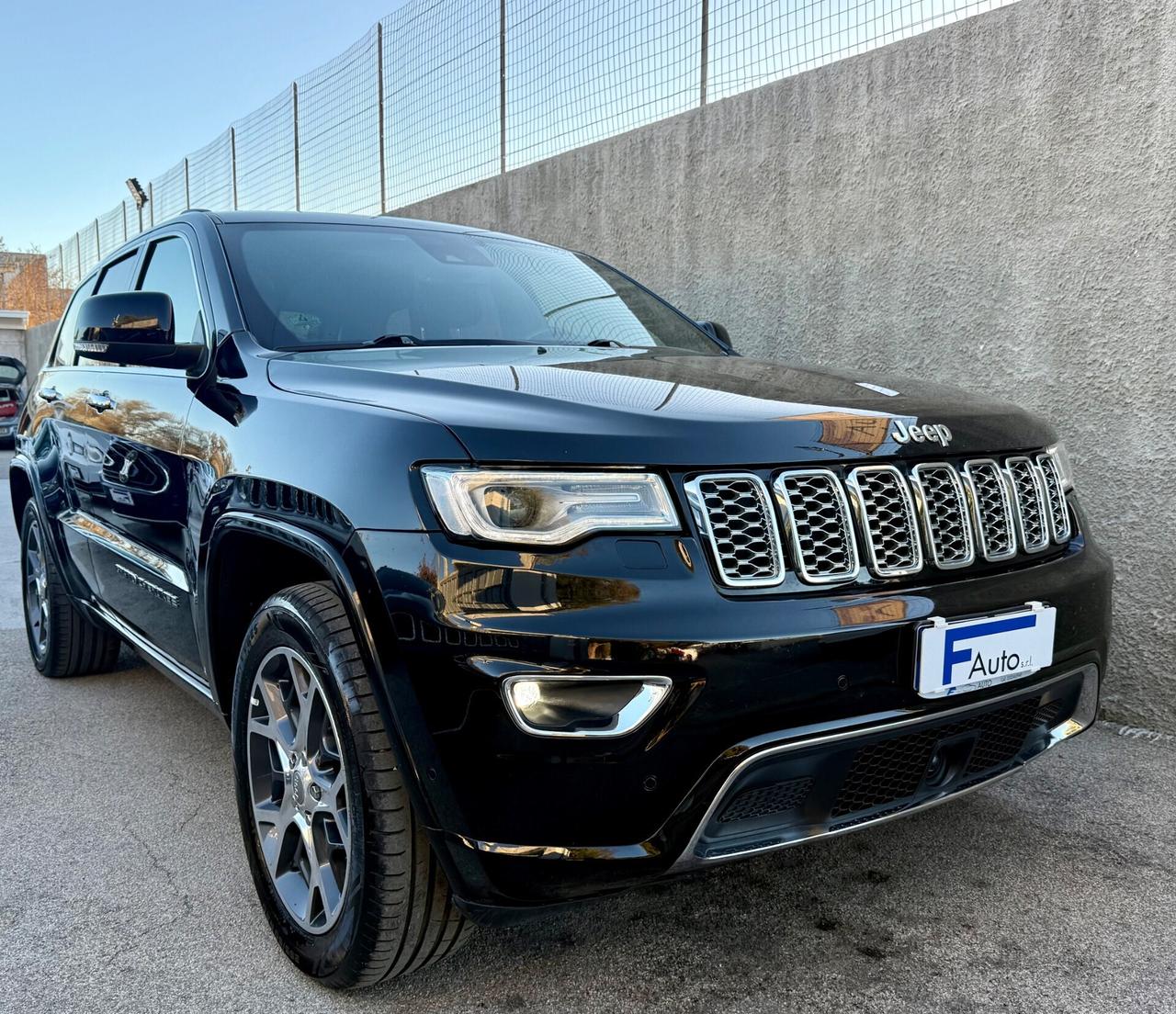 Jeep Grand Cherokee 3.0 V6 CRD 250 CV Multijet II OVERLAND