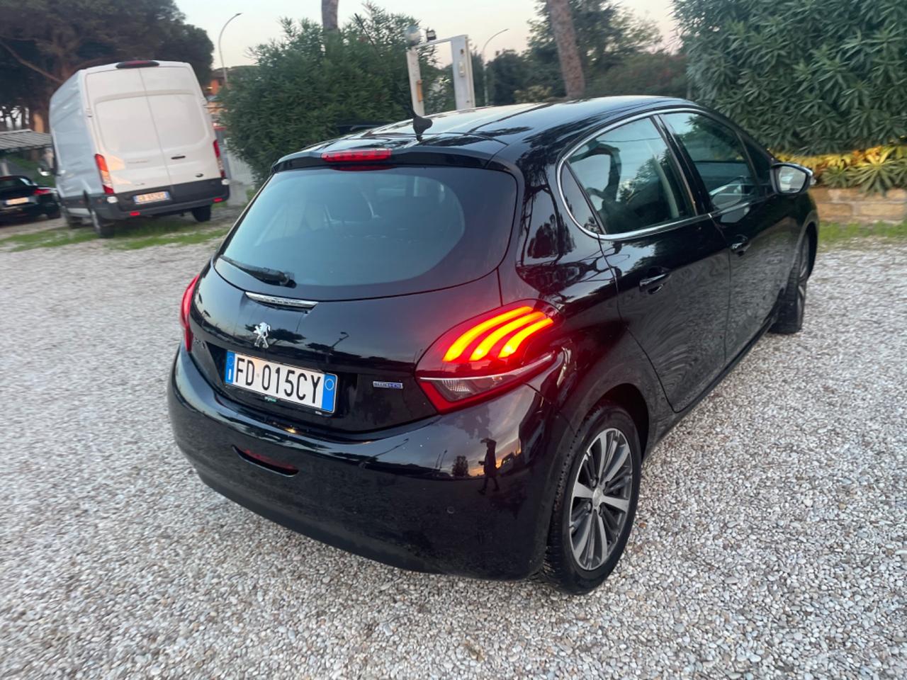 Peugeot 208 BlueHDi 75 5 porte Active