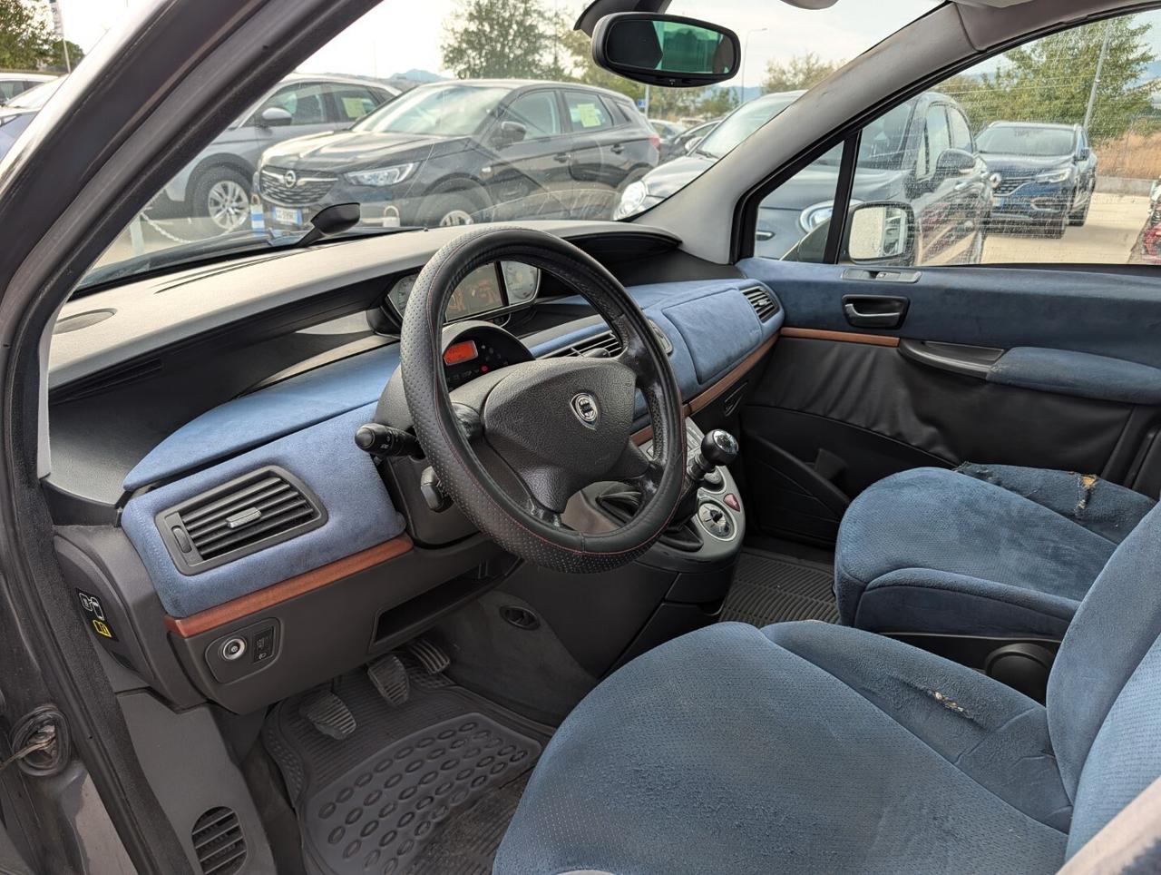 Lancia Phedra 2.0 MJT 136 CV Emblema