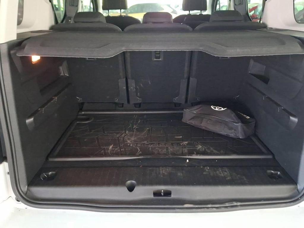 Toyota Proace City Verso Promiscuo Proace City Verso 1.5d 130cv S&S Mt6 L1 D Executive