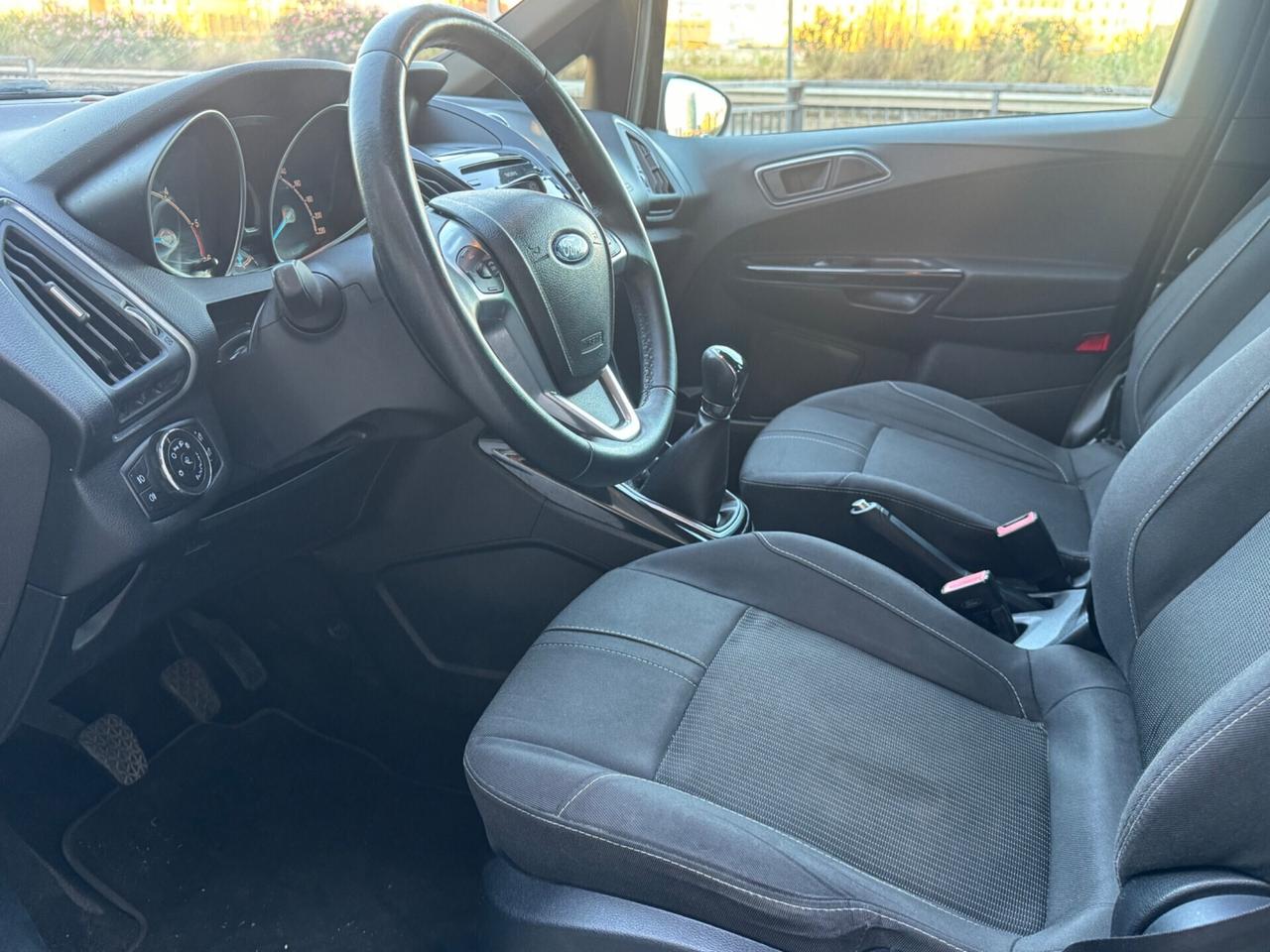 Ford B-Max 1.5 TDCi 75 CV Business Titanium 2014