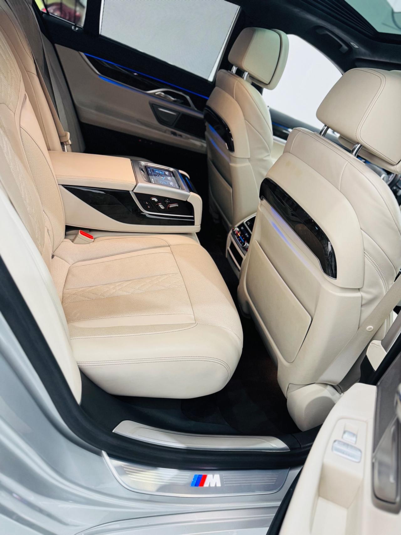 BMW 750i M Sport Performance – 4.4 V8 TwinPower Turbo