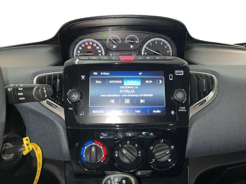 Lancia Ypsilon III 2021 1.0 firefly hybrid Gold s&s 70cv