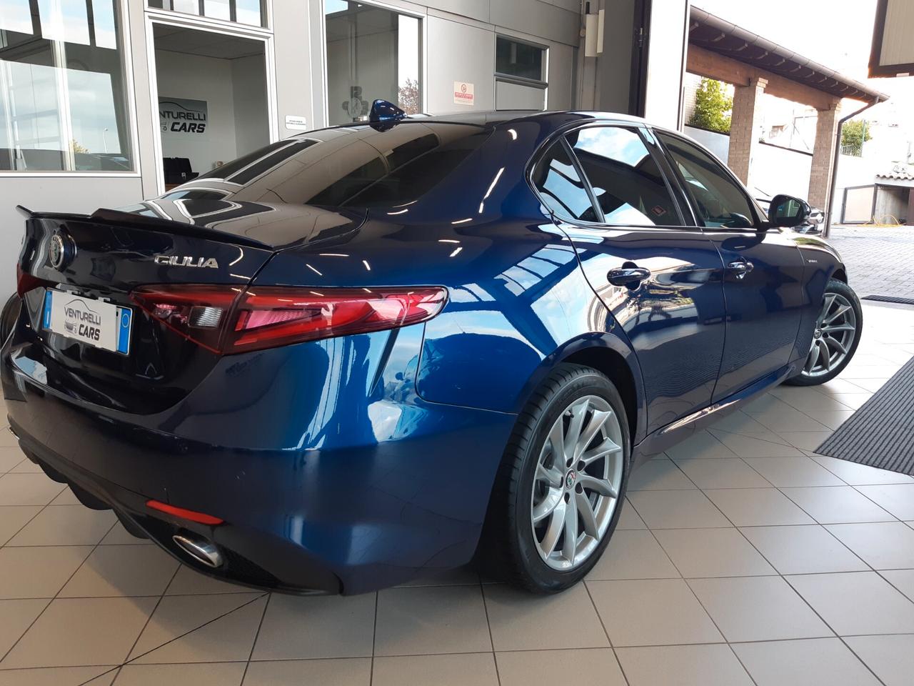 Alfa Romeo Giulia 2.2 Turbodiesel 210 CV AT8 AWD Q4 Veloce
