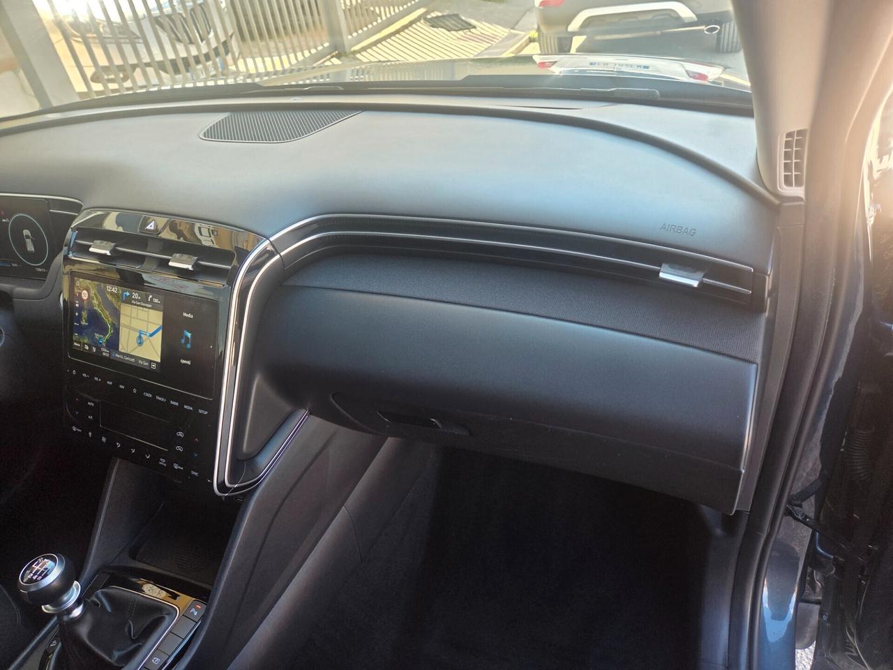 HYUNDAI TUCSON ANNO 2022 SOLI KM 120000 CERTIFICATI