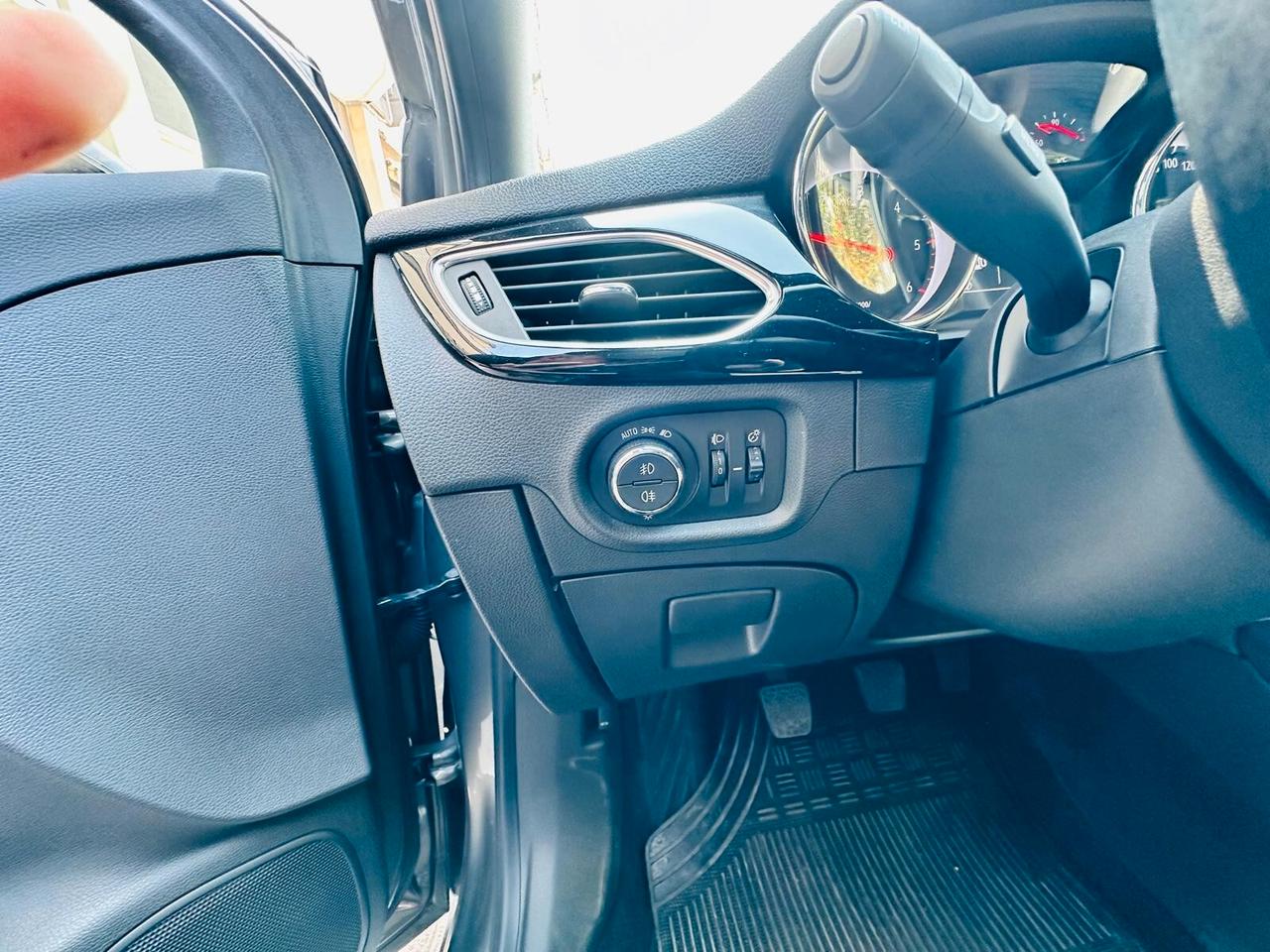 Opel Astra 1.6 CDTi 136CV 5p