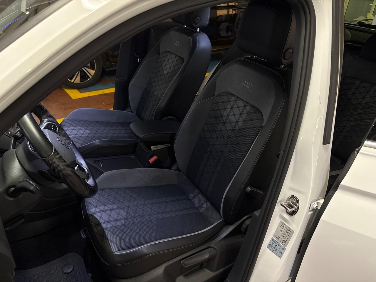 Volkswagen Tiguan 1.5 TSI 150 CV DSG ACT R-Line