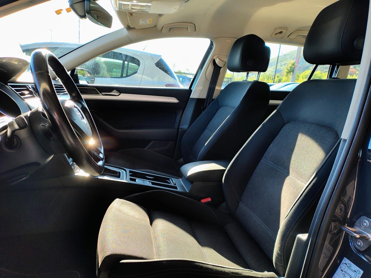 Volkswagen Passat 1.4 TSI DSG 2019 Trendline BlueMotion Technology