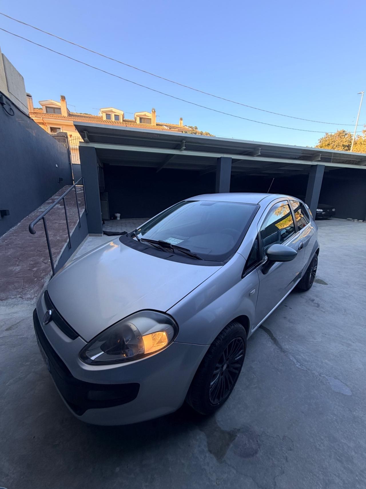 Fiat Punto 1.3 MJT 75CV 3 porte Van Pop 4 posti E5+