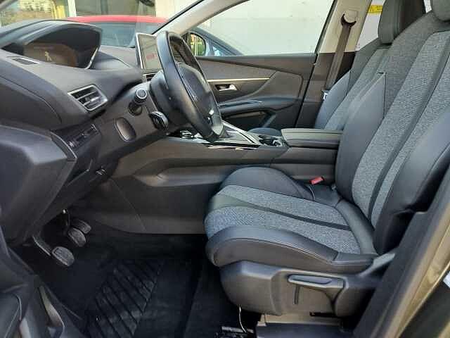Peugeot 3008 BlueHDi 130 S&S Allure