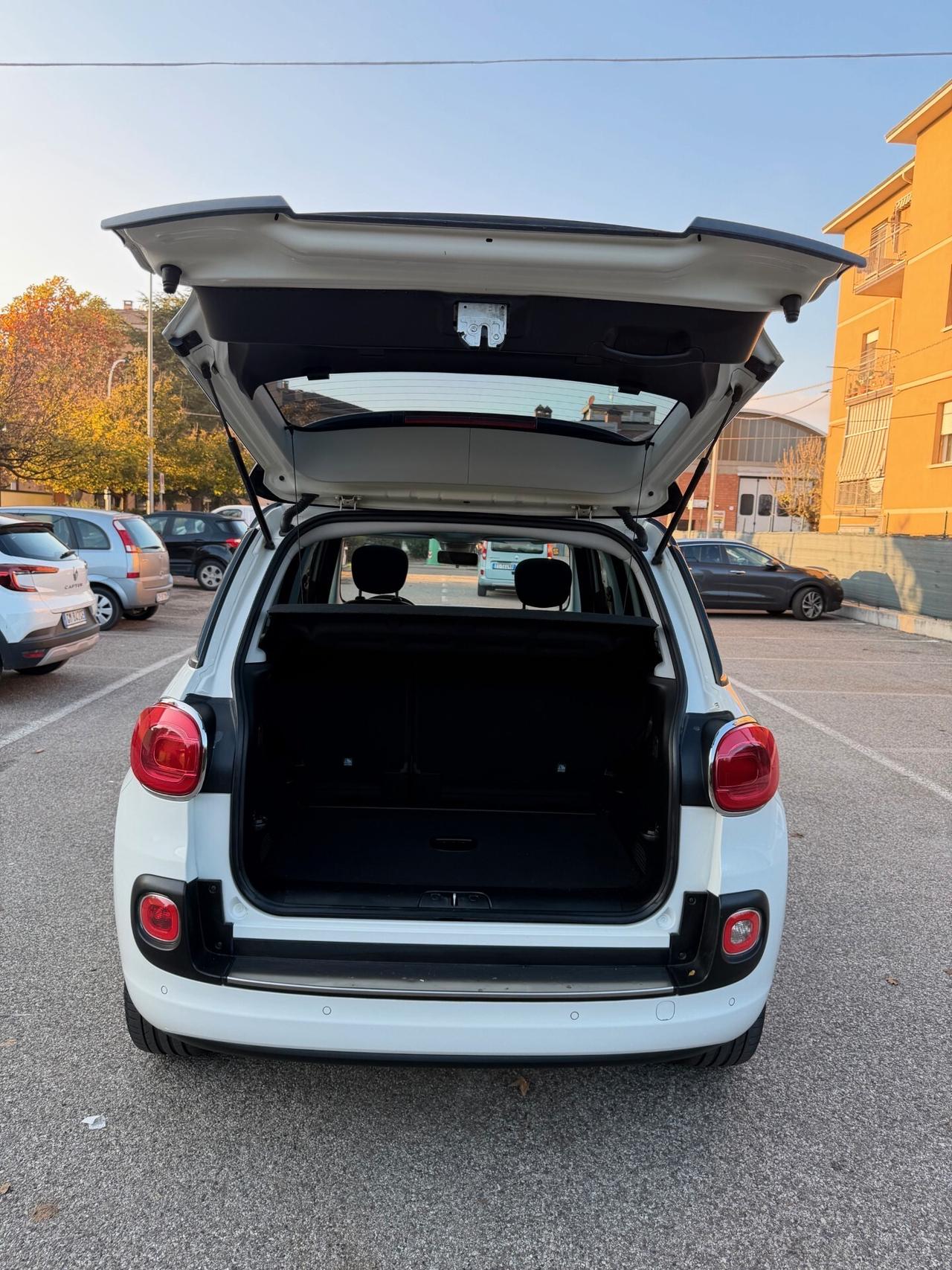 Fiat 500L 1.3 MJT - - NEOP. - NAV. - 12 MESI DI GARANZIA -